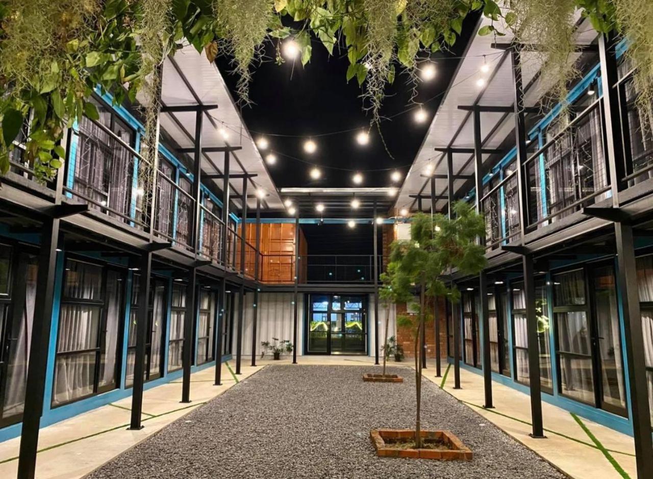 The Cozytainer Hotel Taiping Exterior foto